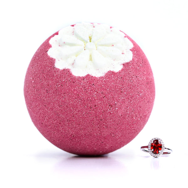 Black bath bomb clearance with ring